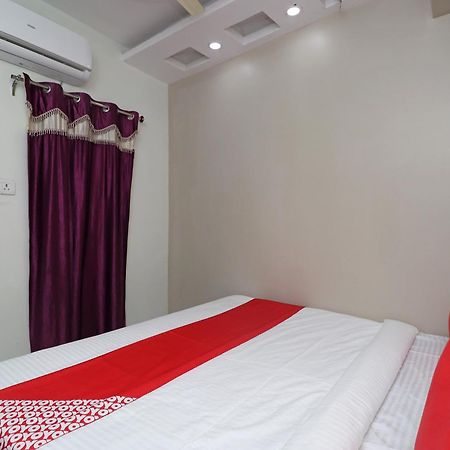Hotel O Swastik Resort Colonelganj Bagian luar foto
