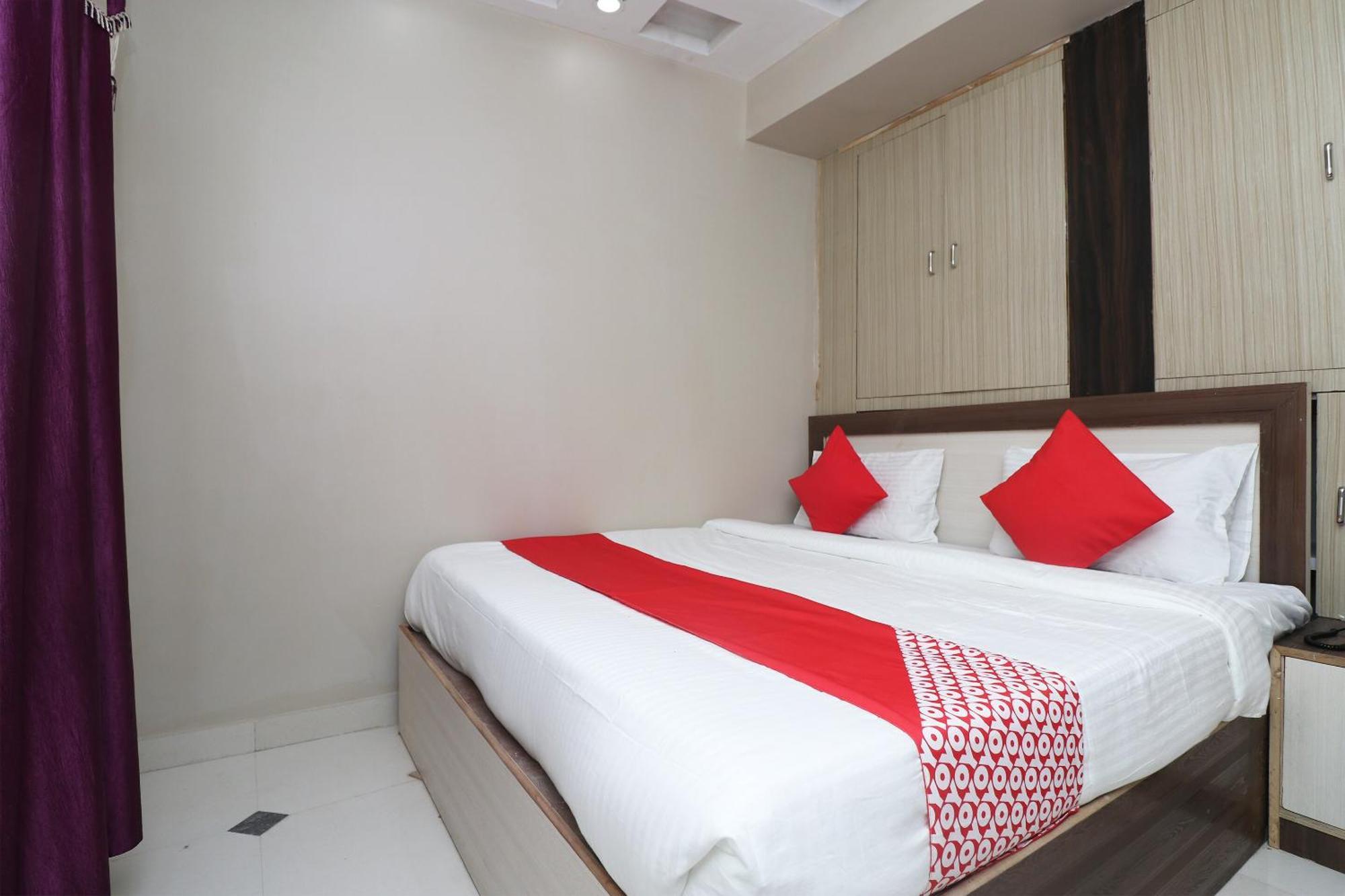 Hotel O Swastik Resort Colonelganj Bagian luar foto